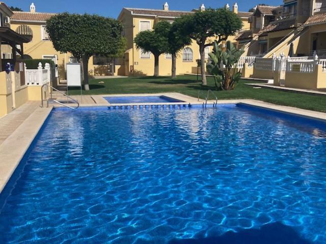 Villa Martin Secure Complex Two Bed Apartment With Access To Six Pools San Miguel De Salinas Luaran gambar